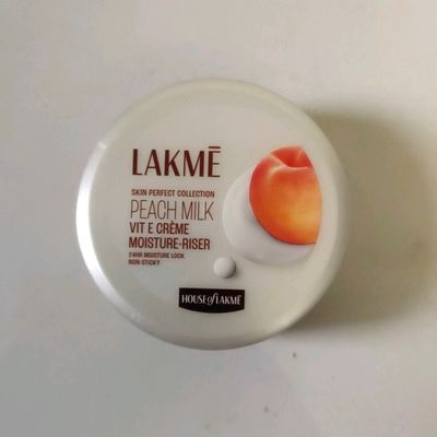 LAKME PEACH MILK VIT E CREME  MOISTURIZER