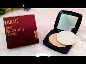 LAKME COMPACT NATURAL CORAL 